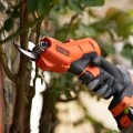 Sodo žirklės BLACK+DECKER 18 V akumuliatorius, 1 x 2,0 Ah ličio jonų akumuliatorius, įkroviklis BCPP18D1-QW