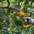 Dārza šķēres DeWALT18 V akumulatora, 1 x 5,0 Ah XR akumulators, DCMPP568P1 lādētājs