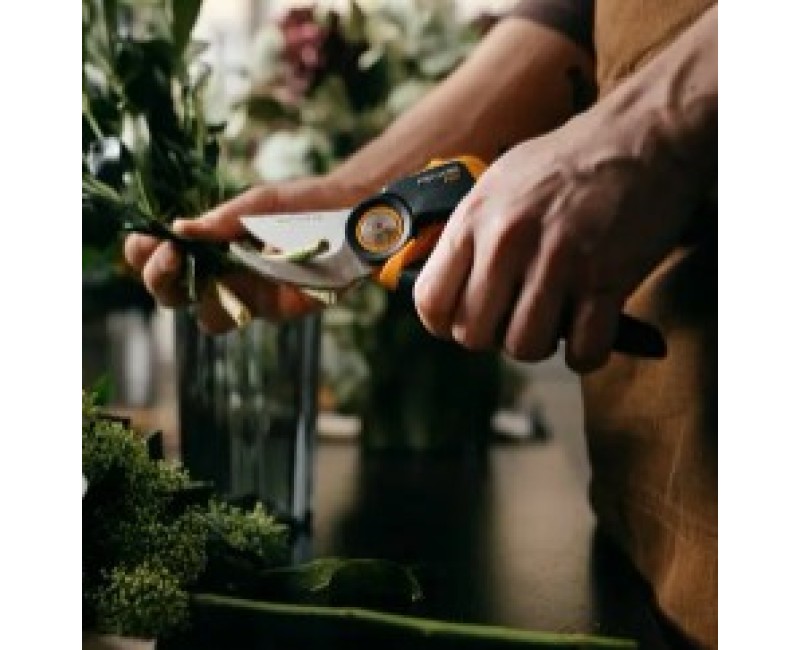 Dārza šķēres FISKARS (L) PowerGear X-sērijas P961, 1057175