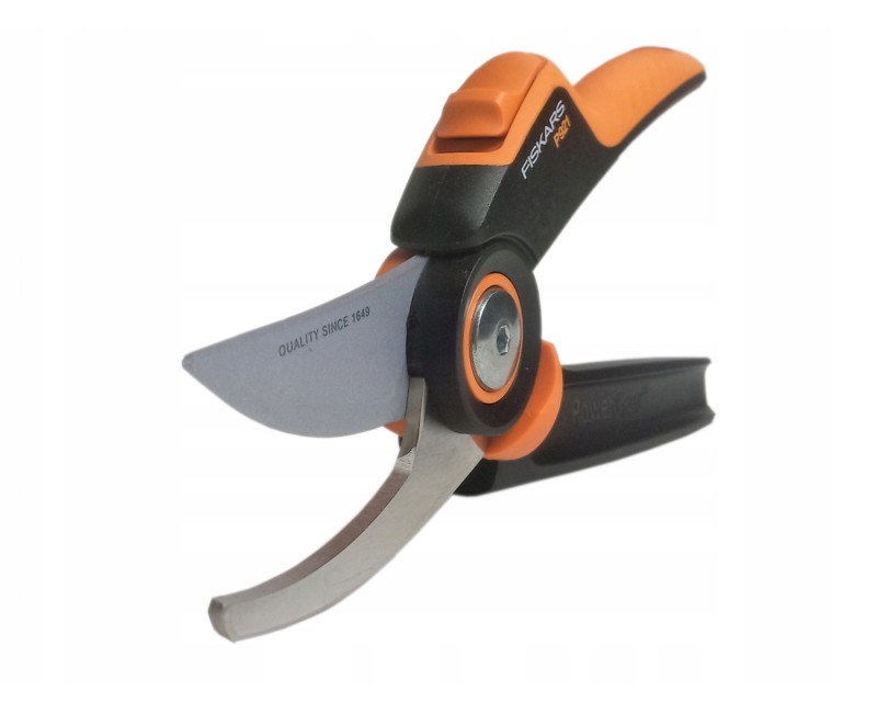 Dārza šķēres FISKARS  (M) PowerGear X-sērijas P921, 1057173