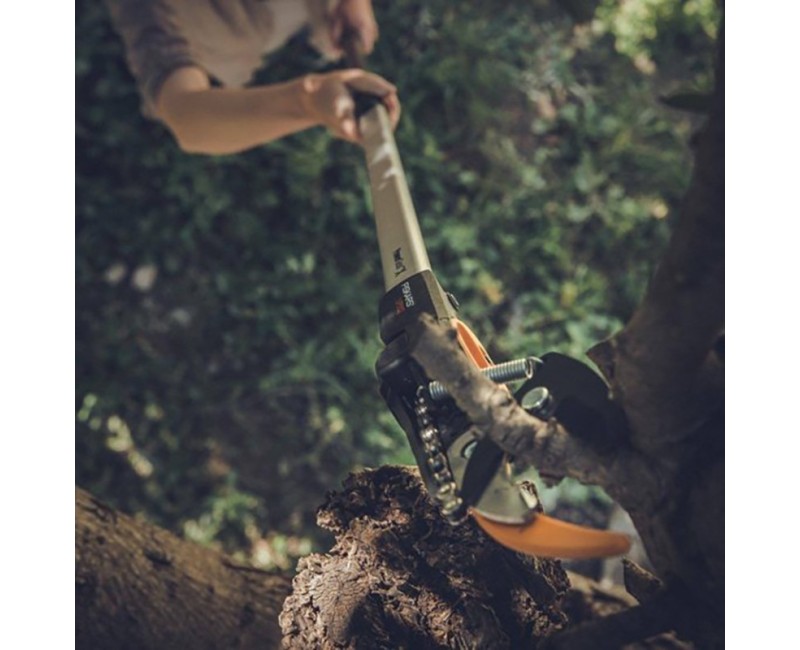 Dārza šķēres FISKARS PowerGear UPX82, ar rokturi 1023625