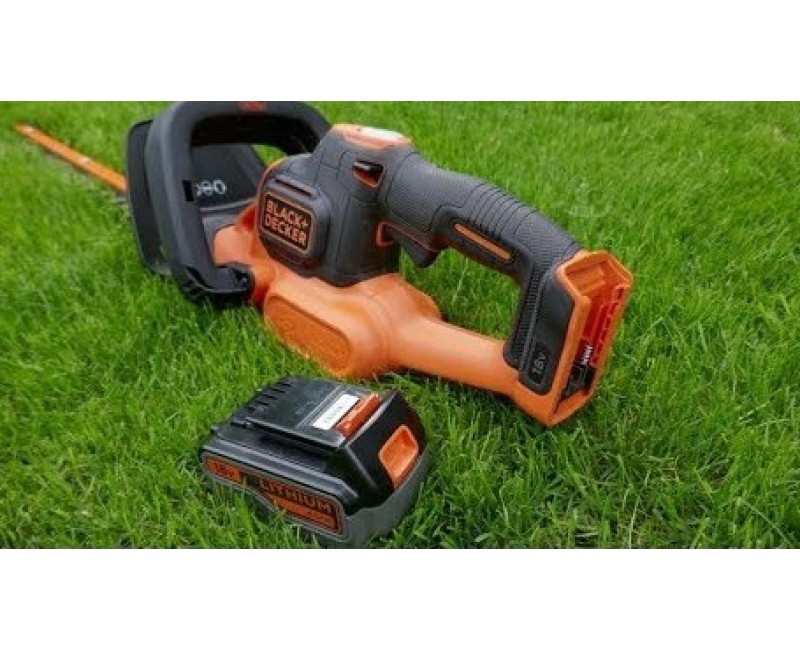 Gyvatvorių žirklės BLACK+DECKER 18 V akumuliatorius 50 cm, 1 x 4,0 Ah akumuliatorius, įkroviklis GTC18504PC-QW