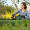 Аккумуляторный кусторез Bosch 18 В, длина кустореза 50 см, без аккумулятора и зарядного устройства 0600849K00