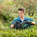 Аккумуляторный кусторез Bosch 18 В, длина кустореза 50 см, без аккумулятора и зарядного устройства 0600849K00
