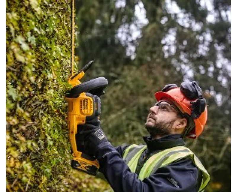 Dzīvžoga šķēres DeWALT 18 V akumulatora, bez akumulatora un lādētāja DCMHT563N