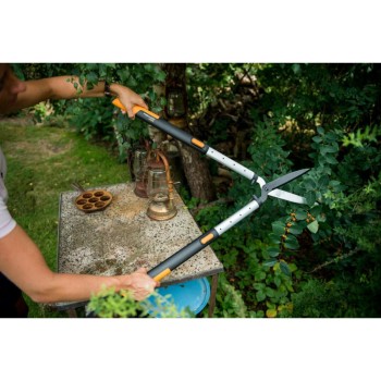Dzīvžoga šķēres FISKARS SmartFit  HS86 teleskopiskās 1013565