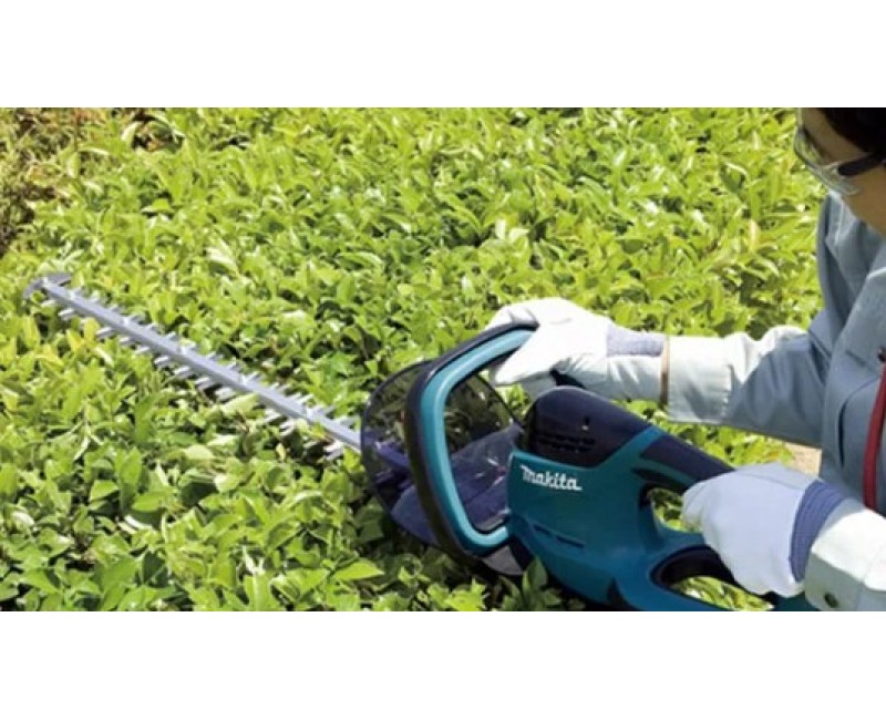 Кусторез Makita 65 см, 700 Вт UH6580