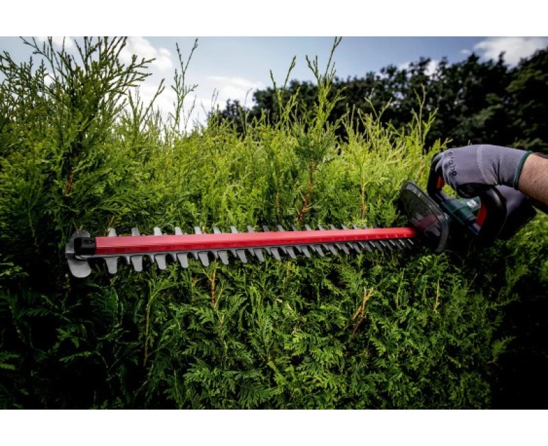 Dzīvžoga šķēres Metabo 18 V akumulatora 55 cm, 2 x 2,0 Ah Li-Power akumulatori, lādētājs 601718500