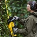 Dzīvžoga šķēres Stanley 18 V akumulatora 65 cm, 1 x 4,0 Ah akumulators, lādētājs SFMCHT855M1-QW