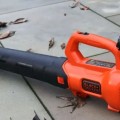 Воздуходувка BLACK+DECKER 18 В, Аккумуляторная (без аккумулятора и зарядного устройства) BCBL200B-XJ