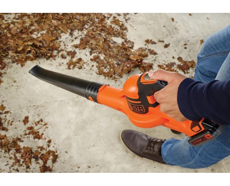 Lapu Pūtējs BLACK+DECKER 18 V akumulatora, bez akumulatora un lādētāja GWC1820PCB-XJ
