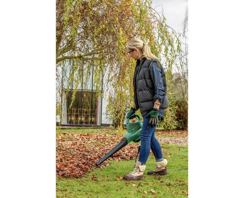 BOSCH 06008B1002 lapų pūtikas 2300 W