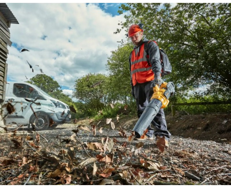 Lapu Pūtējs DeWALT 54 V akumulatora, 1 x 9,0 Ah FLEXVOLT akumulators, DCMBA572X1 lādētājs