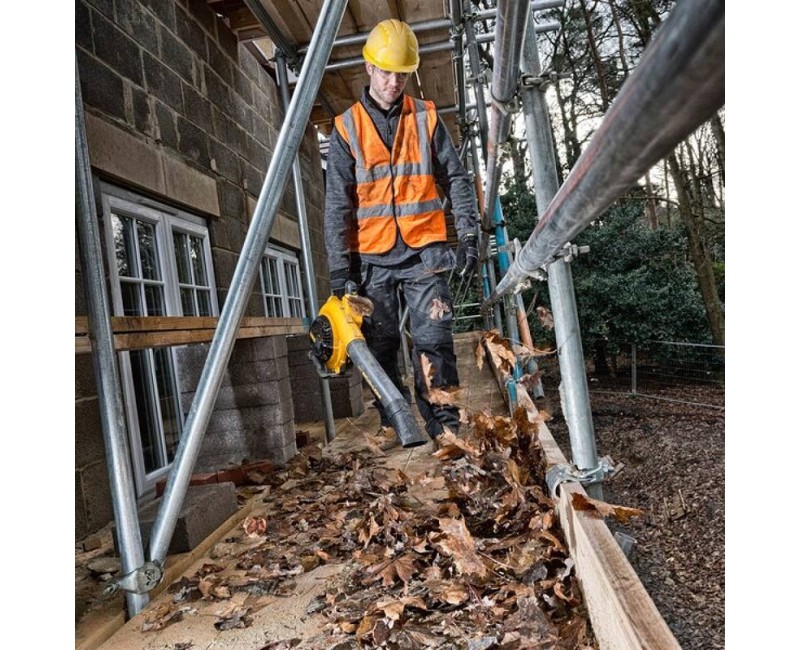 Lapų pūstuvas DeWALT 54 V akum., 1 x 9,0 Ah XR akum., DCM572X1 įkroviklis