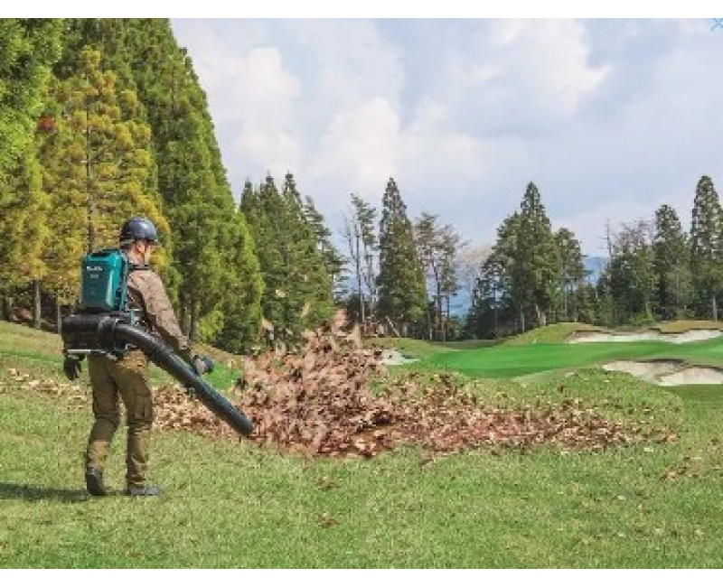 Makita lapų pūstuvas akumuliatorinis, su kuprine, išoriniam maitinimui UB002CZ02