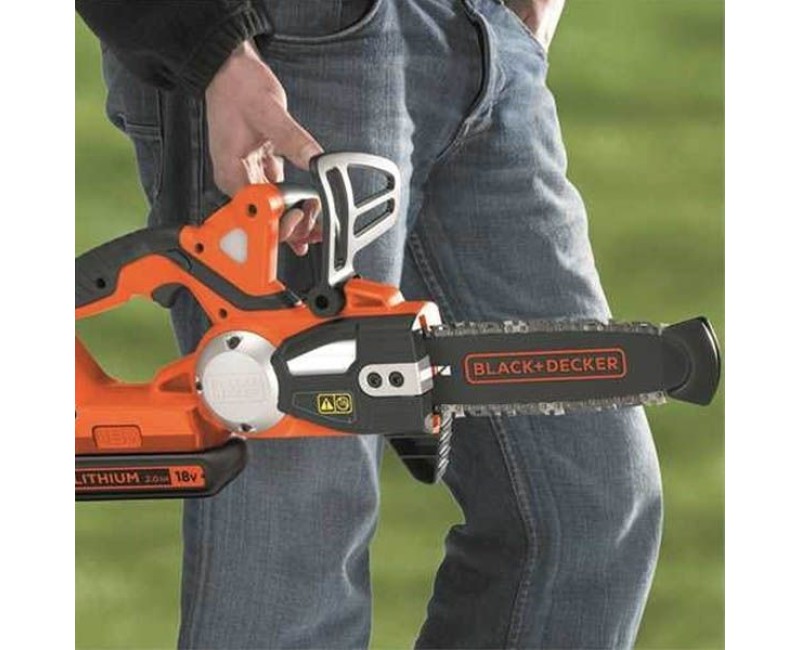 Motorzāģis BLACK+DECKER 18 V akumulatora 20 cm, 1 x 2,0 Ah akumulators, lādētājs GKC1820L20-QW