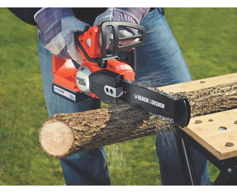 Motorzāģis BLACK+DECKER 18 V akumulatora 20 cm, 1 x 2,0 Ah akumulators, lādētājs GKC1820L20-QW