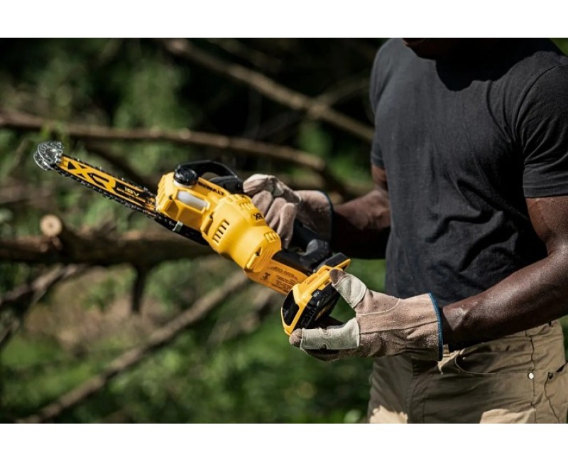 Motorzāģis DeWALT 18 V akumulatora 20 cm, 1 x 5,0 Ah XR akumulators, DCMPS520P1 lādētājs