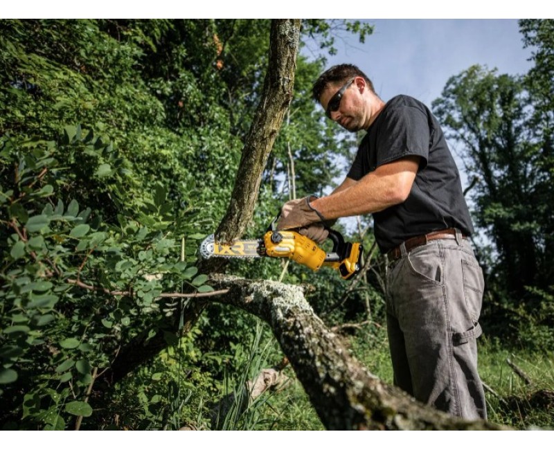 Motorzāģis DeWALT 18 V akumulatora 20 cm, bez akumulatora un lādētāja DCMPS520N