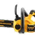 Motorzāģis DeWALT 18 V akumulatora 30 cm, 1 x 5,0 Ah XR akumulators, DCM565P1 lādētājs