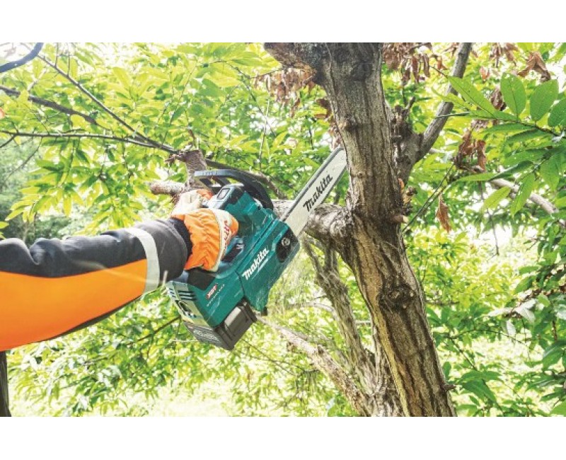 Motorzāģis Makita 40 V akumulatora 35 cm, bez akumulatora un lādētāja UC004GZ01