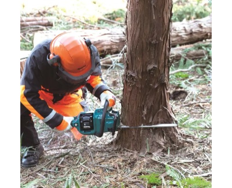 Benzininis pjūklas Makita 40 V akumuliatorinis 35 cm, be akumuliatoriaus ir kroviklio UC025GZ