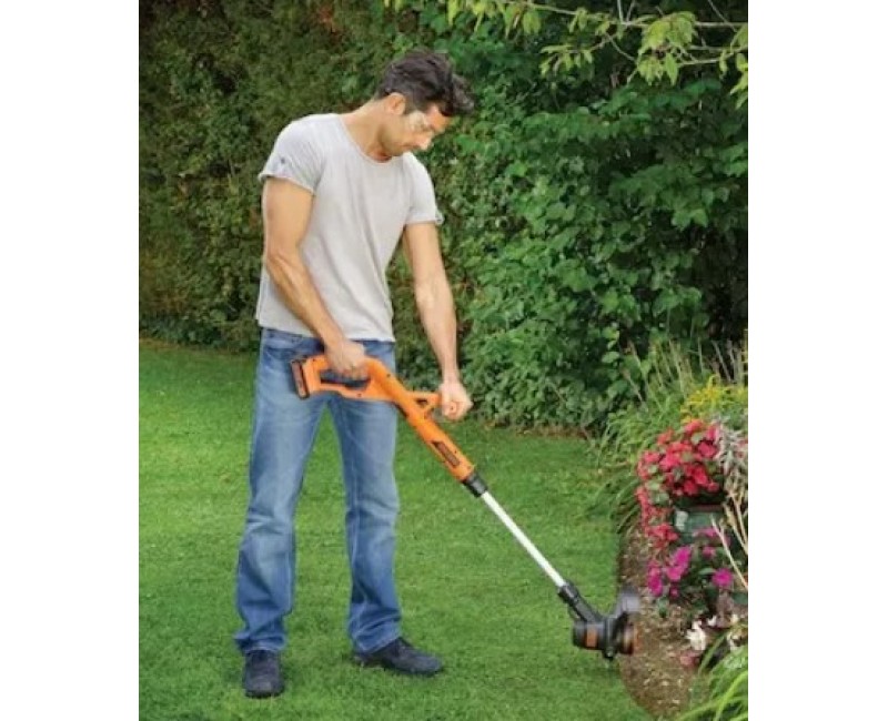 Trimmeris BLACK+DECKER 18 V akumulatora ar auklu, 25 cm pļaušanas platums, 1 x 1,5 Ah akumulators, lādētājs ST1823-QW