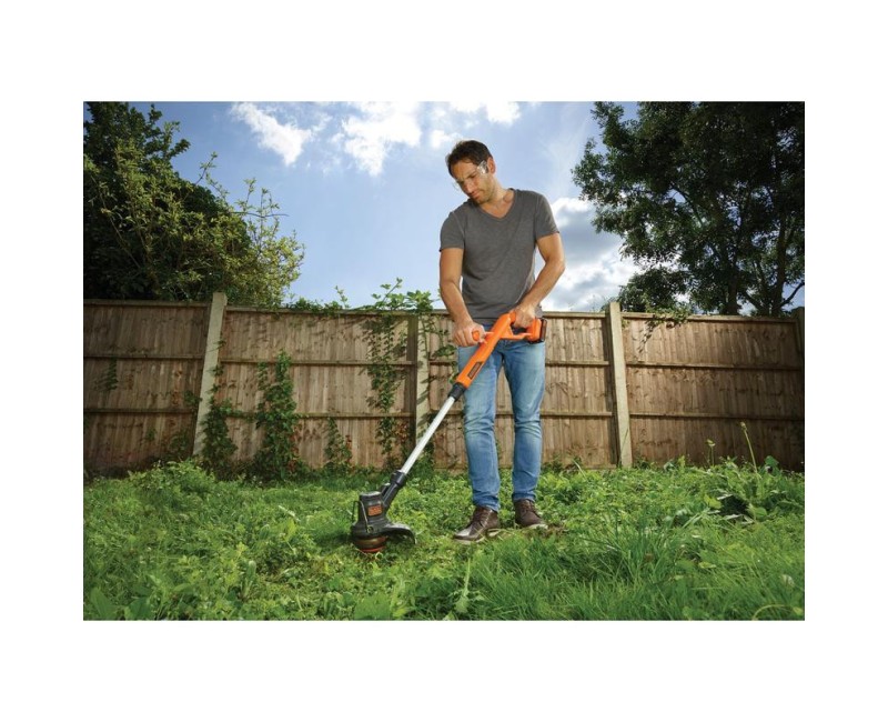 Trimmeris BLACK+DECKER 18 V akumulatora ar auklu, 25 cm pļaušanas platums, 1 x 2,0 Ah akumulators, lādētājs ST182320-QW