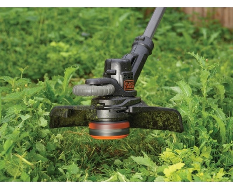 Trimmeris BLACK+DECKER 18 V akumulatora ar auklu, 28 cm pļaušanas platums, 1 x 2,0 Ah akumulators, lādētājs STC1820EPC-QW
