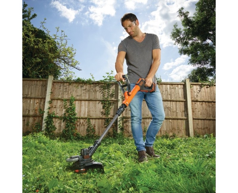 Trimmeris BLACK+DECKER 18 V akumulatora ar auklu, 28 cm pļaušanas platums, 1 x 2,0 Ah akumulators, lādētājs STC1820EPC-QW