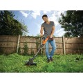 Аккумуляторный триммер BLACK+DECKER 18 В, ширина скашивания 30 см, 1 аккумулятор 4,0 Ач, зарядное устройство STC1840EPC-QW