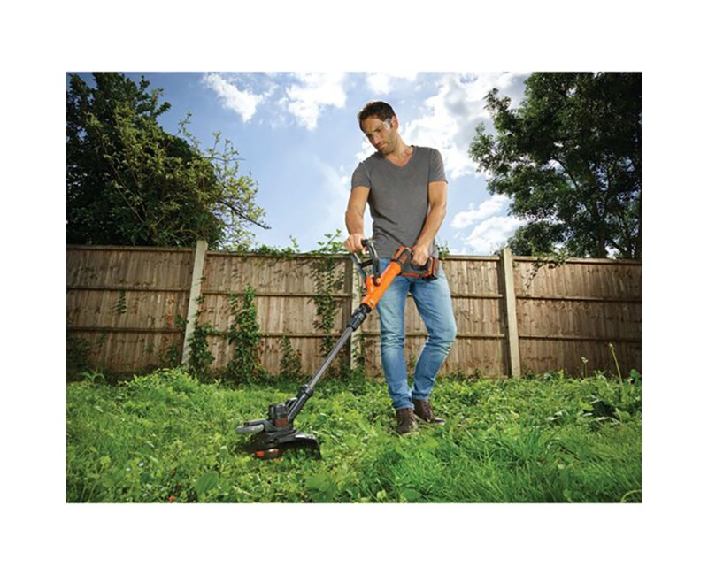 Аккумуляторный триммер BLACK+DECKER 18 В, ширина скашивания 30 см, 1 аккумулятор 4,0 Ач, зарядное устройство STC1840EPC-QW