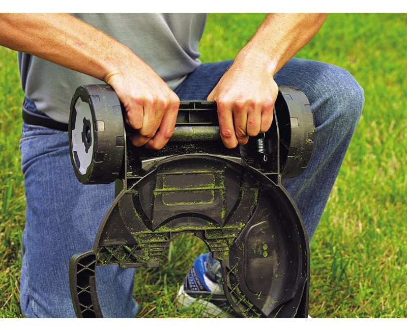 Trimmeris BLACK+DECKER 18 V daudzfunkcionāls ar auklu, 28 cm pļaušanas platums, 1 x 2,0 Ah akumulators STC1820CM-QW