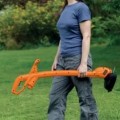 Trimmeris BLACK+DECKER ar auklu 300 W, griešanas platums 25 cm GL310-QS