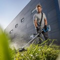 Аккумуляторный триммер Bosch 18 В, ширина скашивания 33 см, без аккумулятора и зарядного устройства 06008D0000