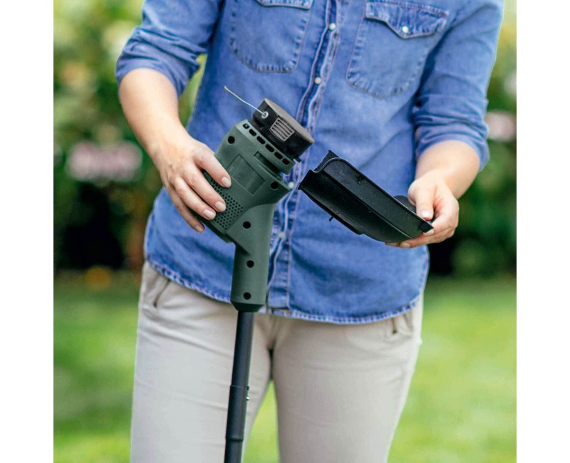 BOSCH 18 V trimeris su valą, 26 cm pjovimo plotis, be akumuliatoriaus ir įkroviklio 06008C1C04