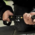 Аккумуляторный триммер DeWALT 54 В, 1 аккумулятор FLEXVOLT 9,0 Ач, зарядное устройство DCMAS5713X1.