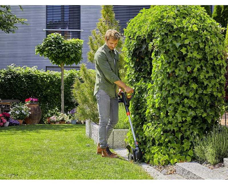 Аккумуляторный триммер Gardena ComfortCut Li-18/23 18 В, ширина скашивания 23 см, 1 аккумулятор 2,5 Ач, зарядное устройство 14701-20