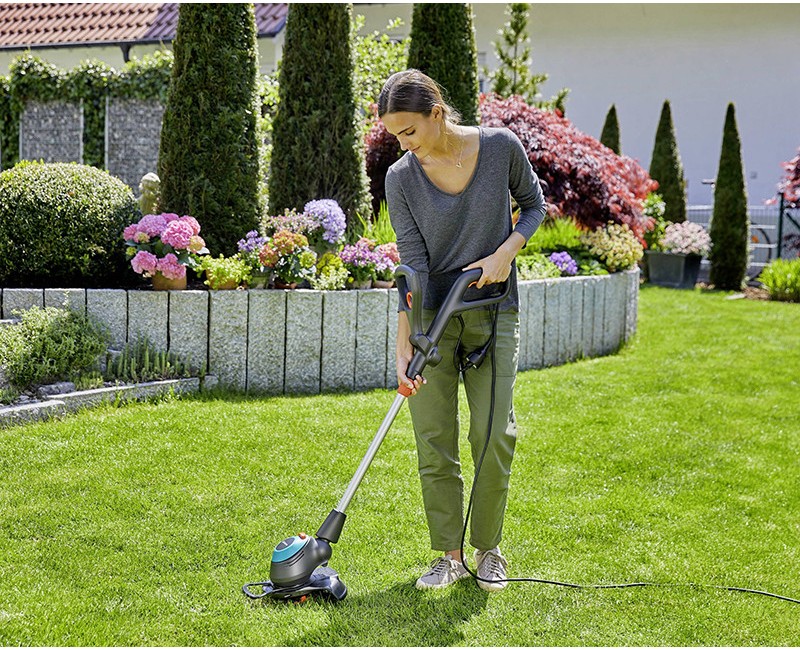 Trimmeris Gardena EasyCut 450/25, pļaušanas platums 25 cm, 450 W 9870-20