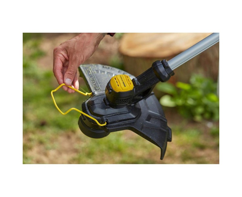 Stanley trimeris 18 V su vijole, 33 cm pjovimo plotis, 1 x 4,0 Ah akumuliatorius, įkroviklis SFMCST933M1-QW