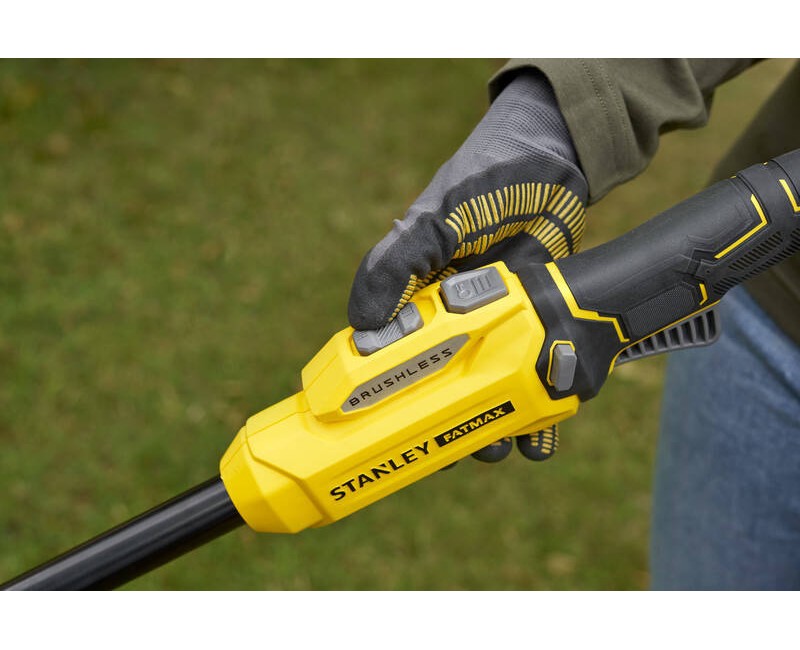 Trimmeris Stanley 18 V akumulatora sr auklu, 33 cm pļaušanas platums, bez akumulatora un lādētāja SFMSTB930B-XJ