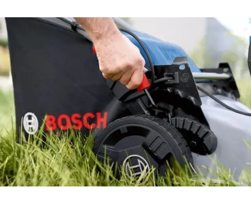 Газонокосилка Bosch 18 В, аккумуляторная, ширина скашивания 46 см, без аккумулятора и зарядка 06008C8000