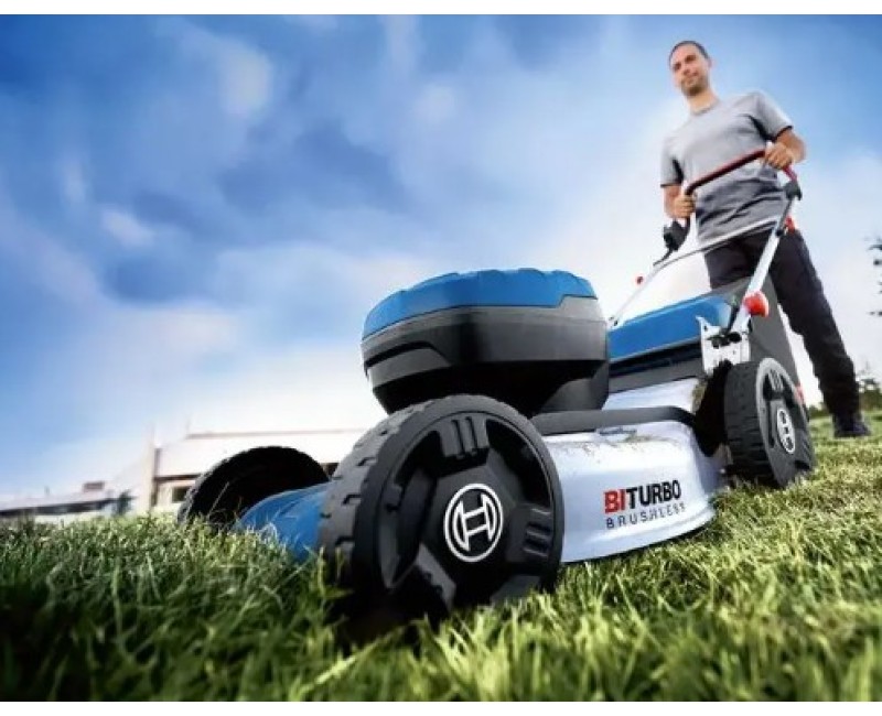 Газонокосилка Bosch 18 В, аккумуляторная, ширина скашивания 46 см, без аккумулятора и зарядка 06008C8000
