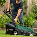 Газонокосилка Bosch 36 В, аккумулятор, ширина скашивания 44 см, без аккумулятора и зарядка 06008B9G00