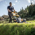 Газонокосилка DeWALT 54 В, ширина скашивания 53 см, DCMWSP660N.