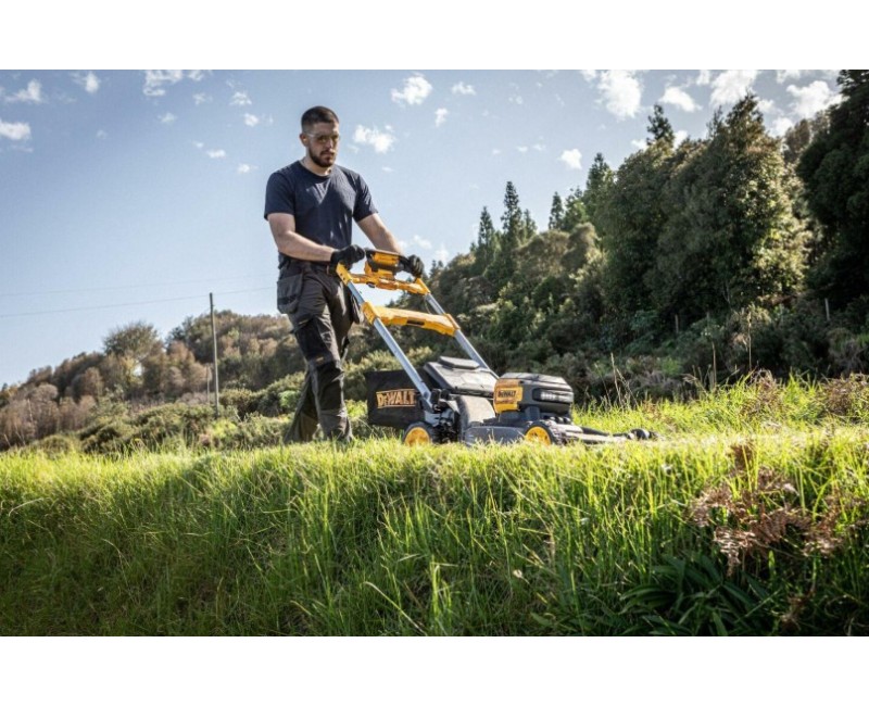 Газонокосилка DeWALT 54 В, ширина скашивания 53 см, DCMWSP660N.