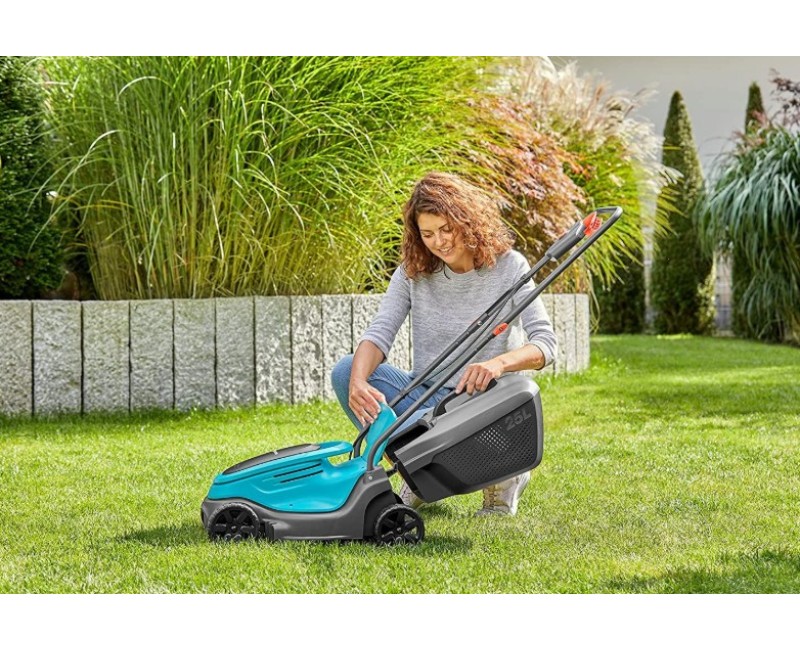 Zāles pļāvējs Gardena 18 V PowerMax 30/18V P4A, pļaušanas platums 30 cm, 1 x 4,0 Ah akumulators, lādētājs 14630-20