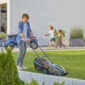 Zāles pļāvējs Gardena 18 V PowerMax 37/36V P4A, pļaušanas platums 37 cm, 2 x 4,0 Ah akumulatori, lādētājs 14638-20