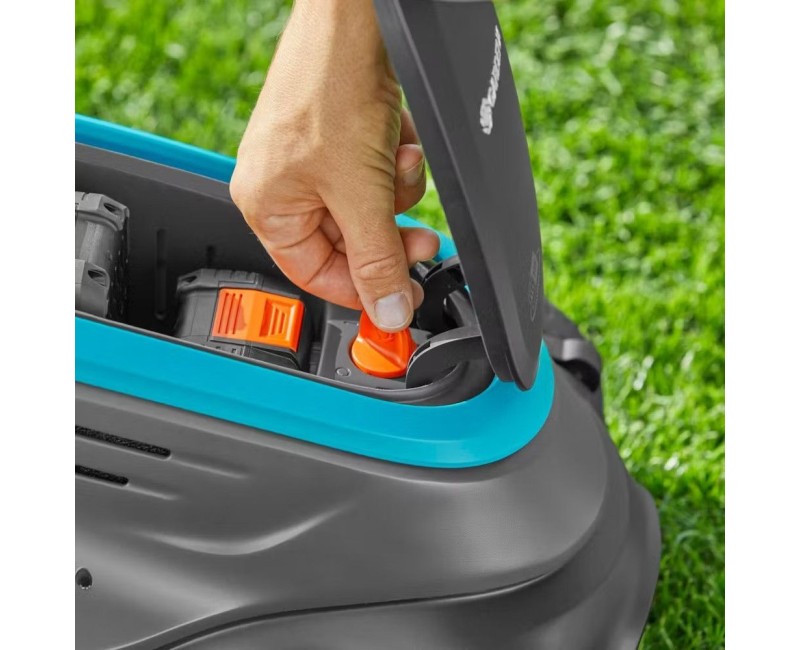 Zāles pļāvējs Gardena 18 V PowerMax 37/36V P4A, pļaušanas platums 37 cm, 2 x 4,0 Ah akumulatori, lādētājs 14638-20
