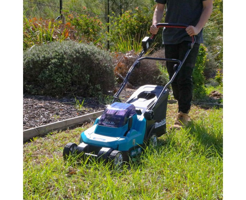 Zāles pļāvējs Makita 18 V akumulatora, 38 cm pļaušanas platums, bez akumulatora un lādētāja DLM382Z